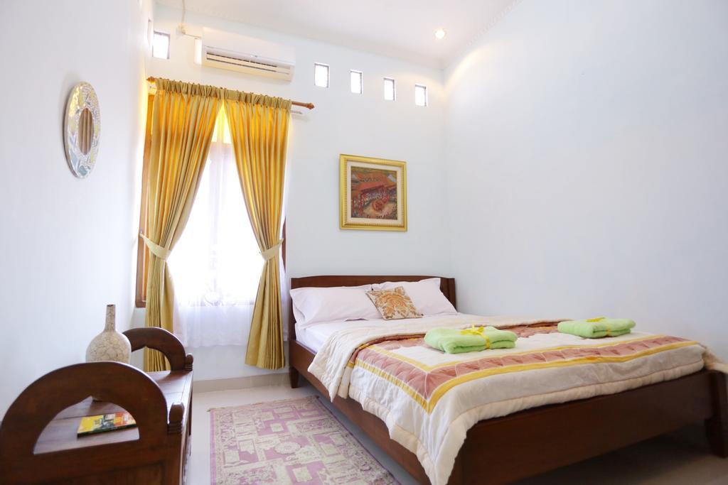 Griya Kedasih Guesthouse Yogyakarta Kültér fotó